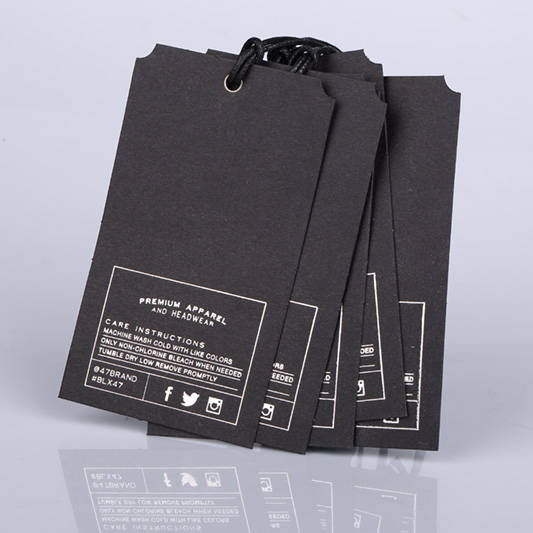 002 clothing plastic hang tags.JPG